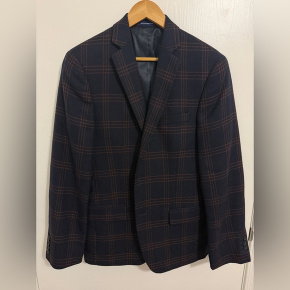 Stafford Navy and Rust Windowpane Sport Coat (Slim Fit 40R)